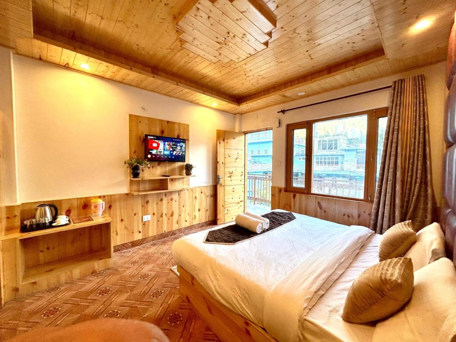 Hotel Jannat Manali  Exterior photo